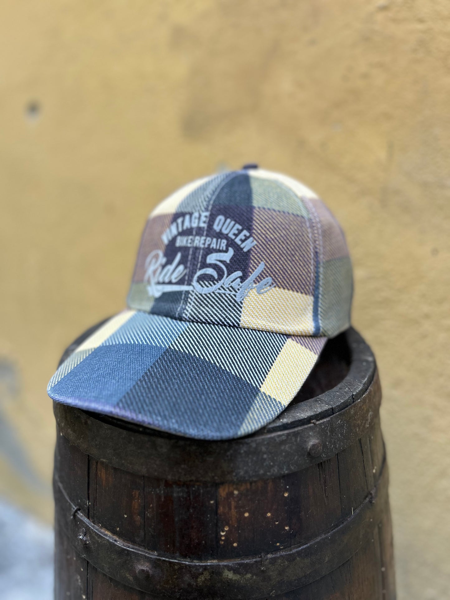 Casquette 2025 - Carreaux beiges