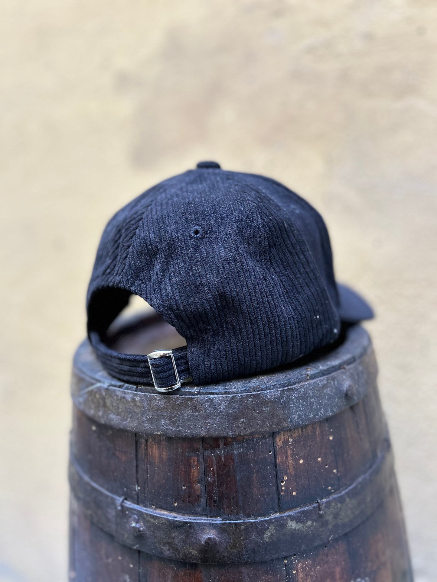 Casquette 2025 - Velours Black & Grey