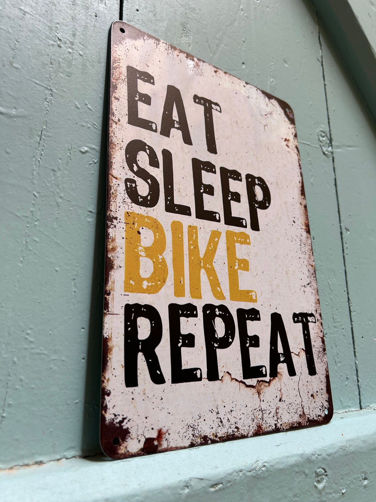 Déco « EAT SLEEP BIKE - REPEAT » pour les vrais