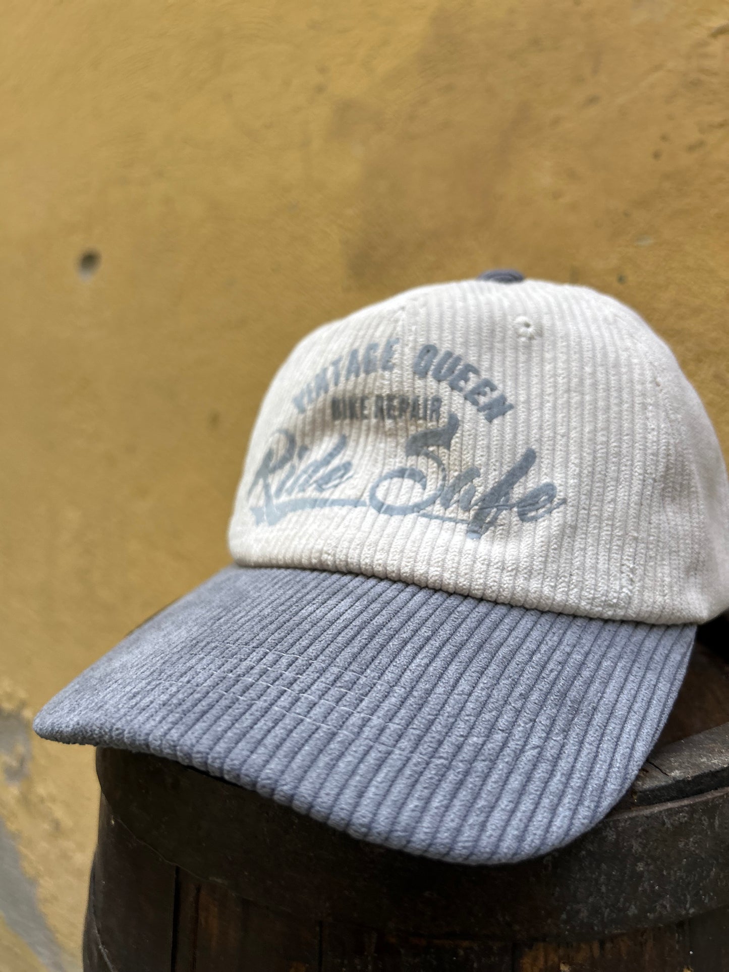 Casquette 2025 - Velours White & Grey