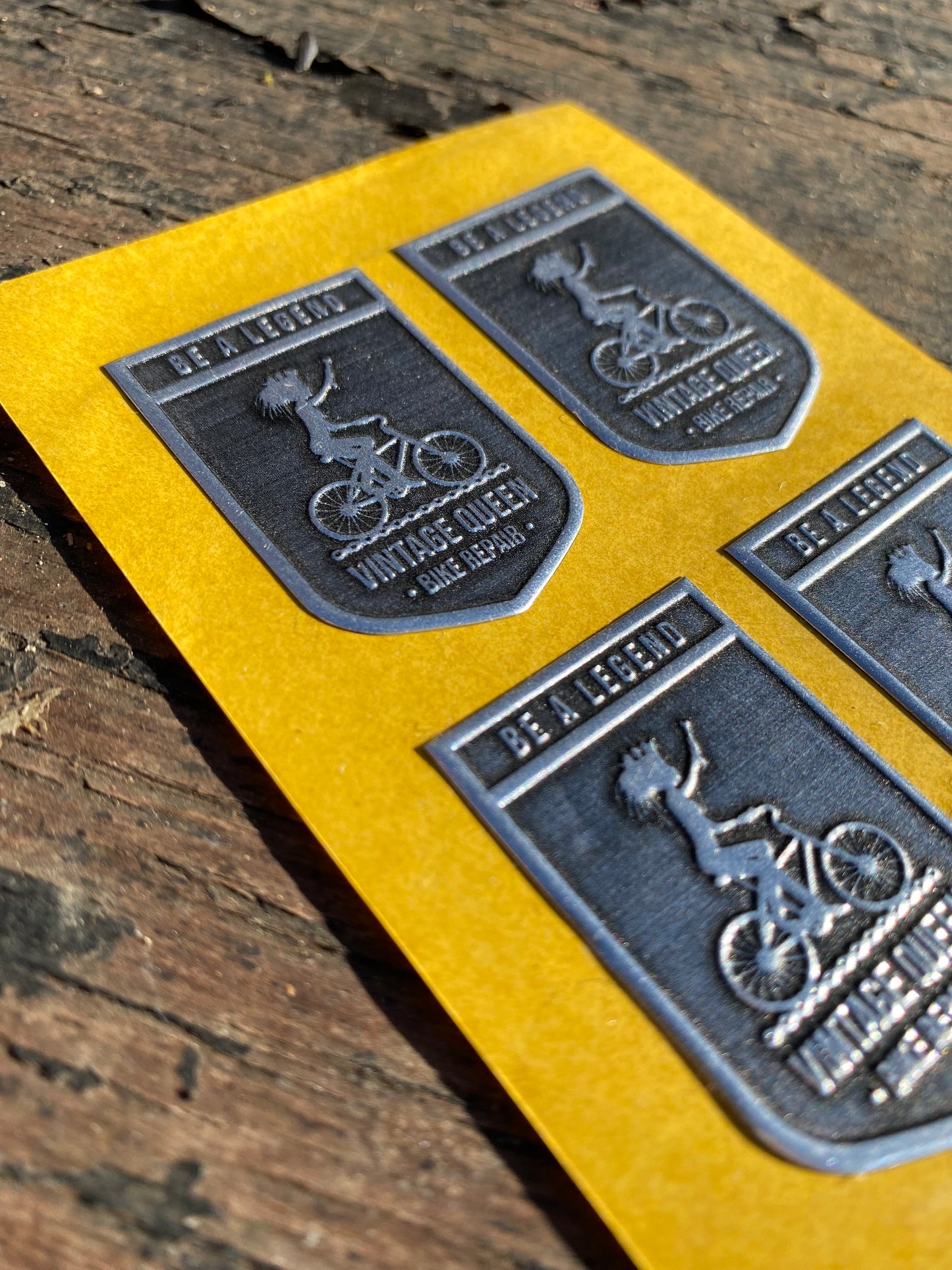 Plaque métal officielle « Be A Legend » - Steel