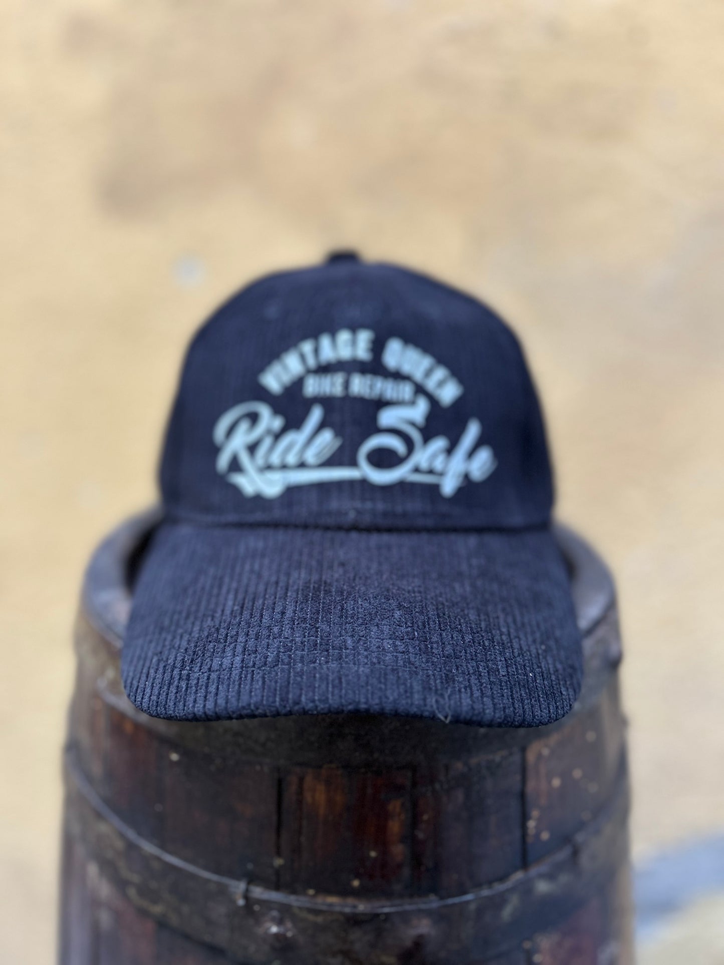Casquette 2025 - Velours Black & Grey