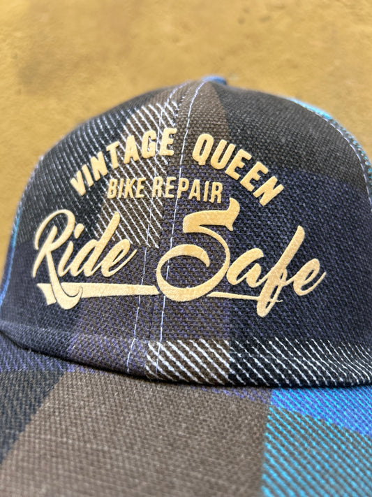 Casquette 2025 - Carreaux bleus