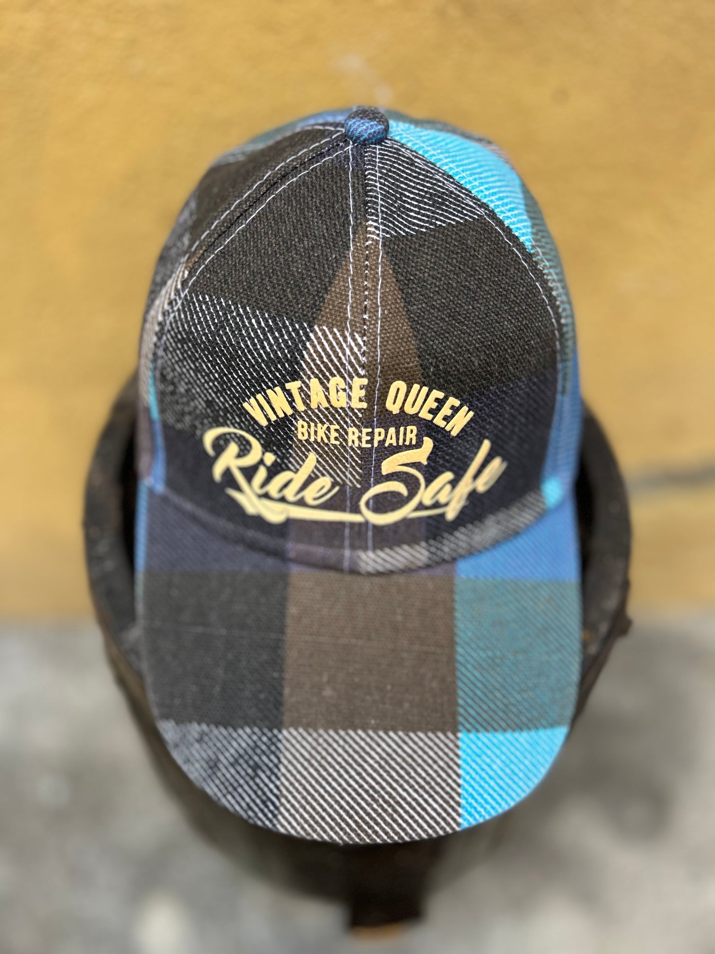 Casquette 2025 - Carreaux bleus