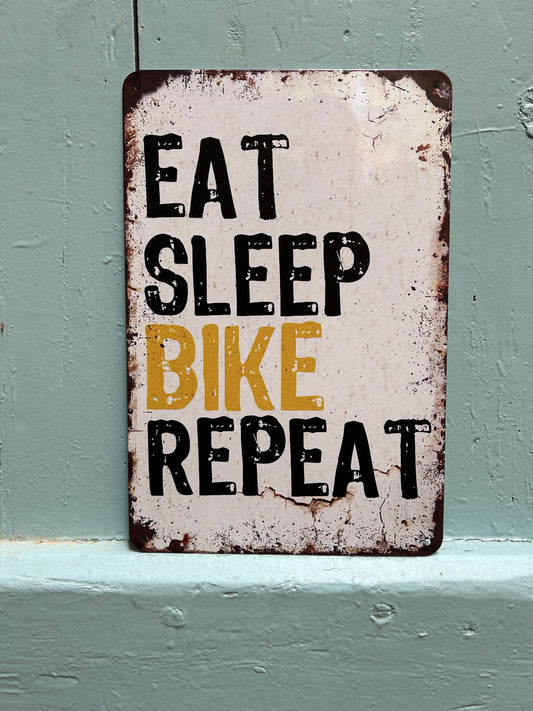 Déco « EAT SLEEP BIKE - REPEAT » pour les vrais