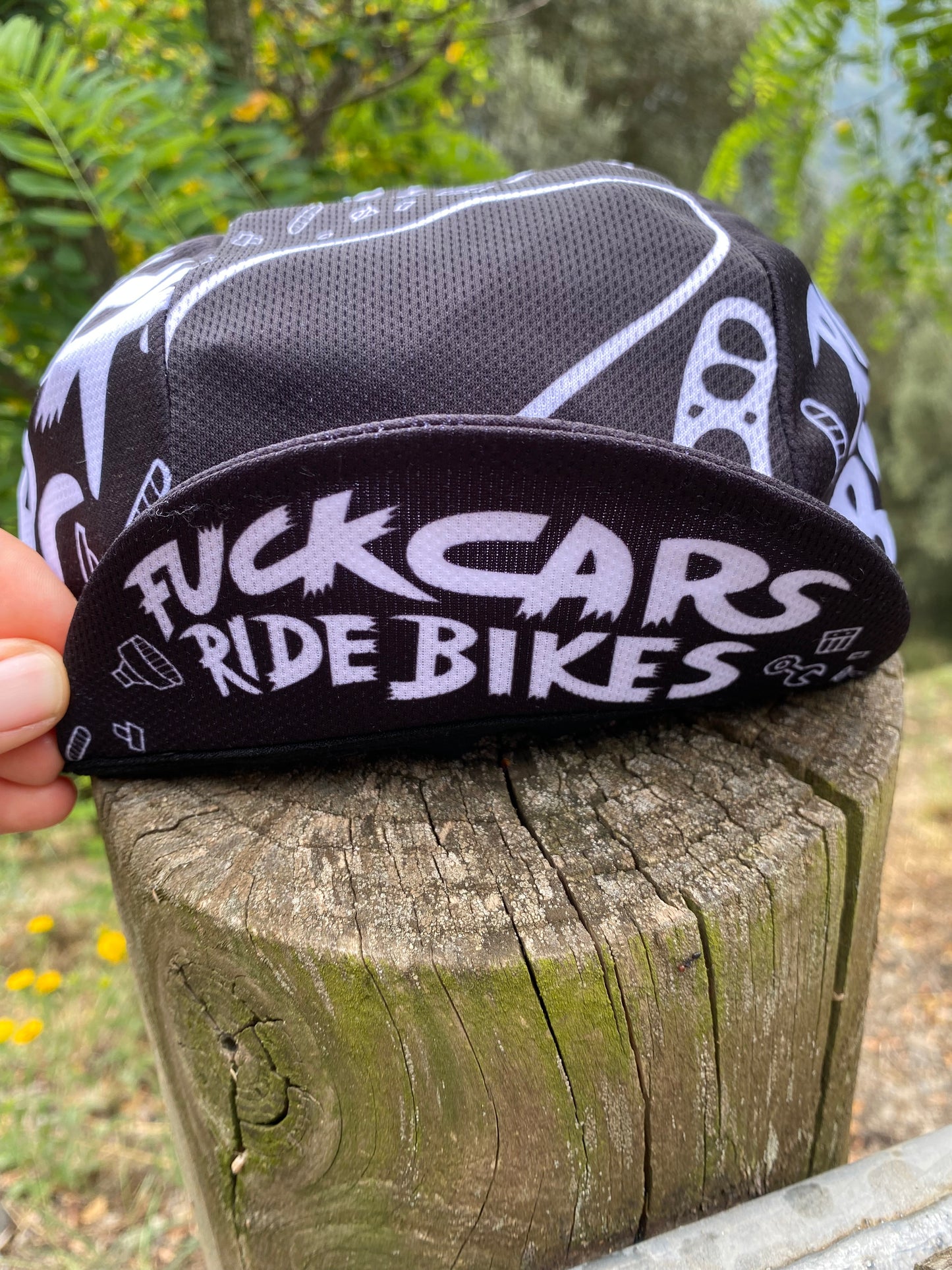 Gapette « F*CK CARS RIDE BIKES » - modèle 1