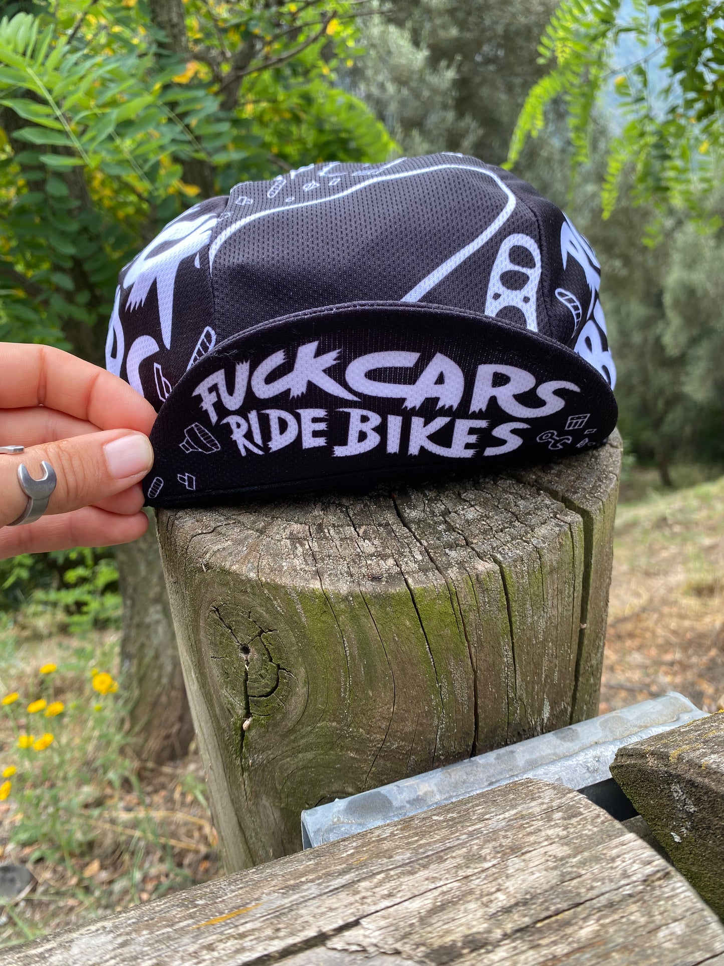 Gapette « F*CK CARS RIDE BIKES » - modèle 1