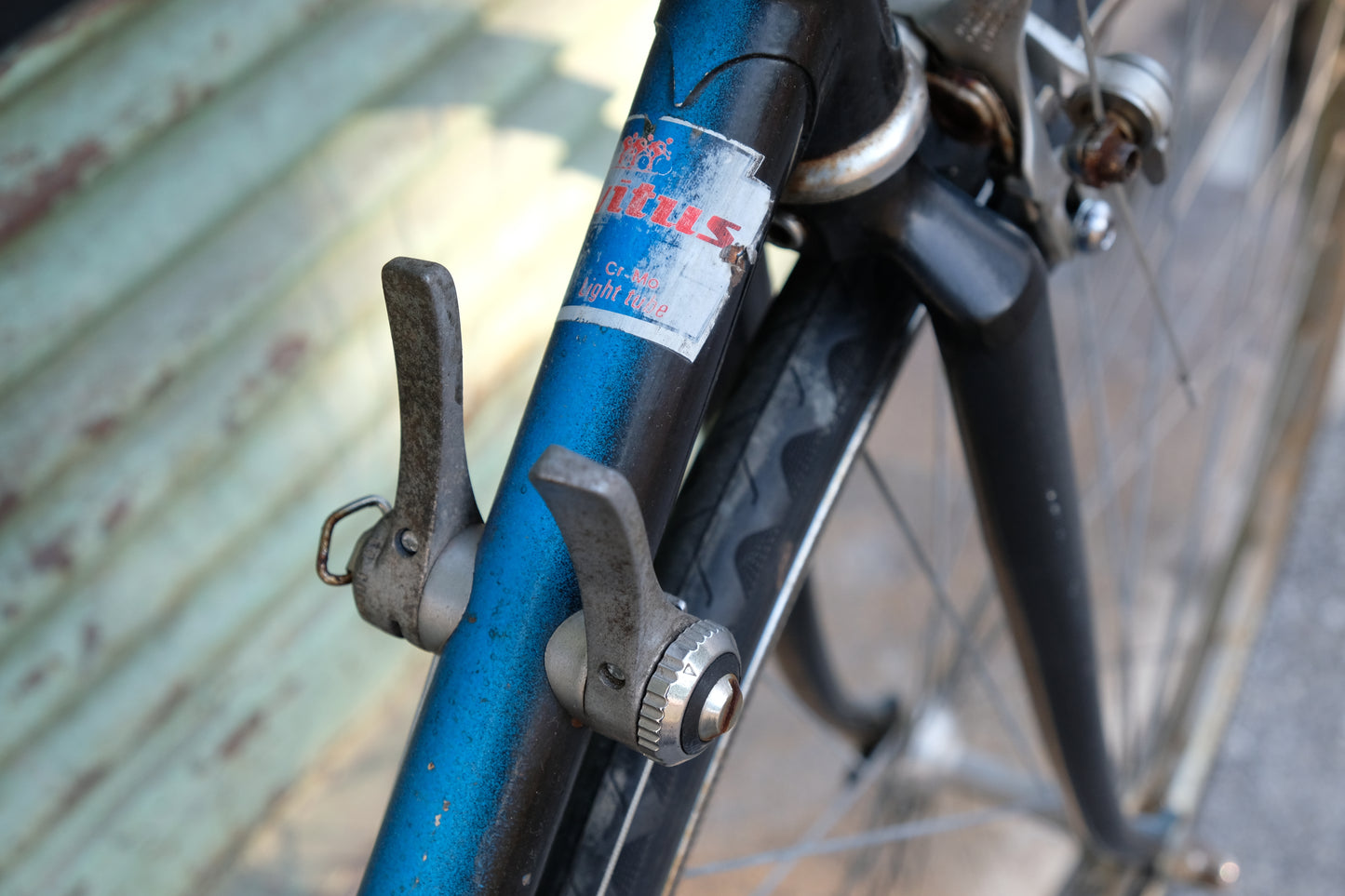 Vélo de course - Gitane Vitus Avenir Noir et Bleu