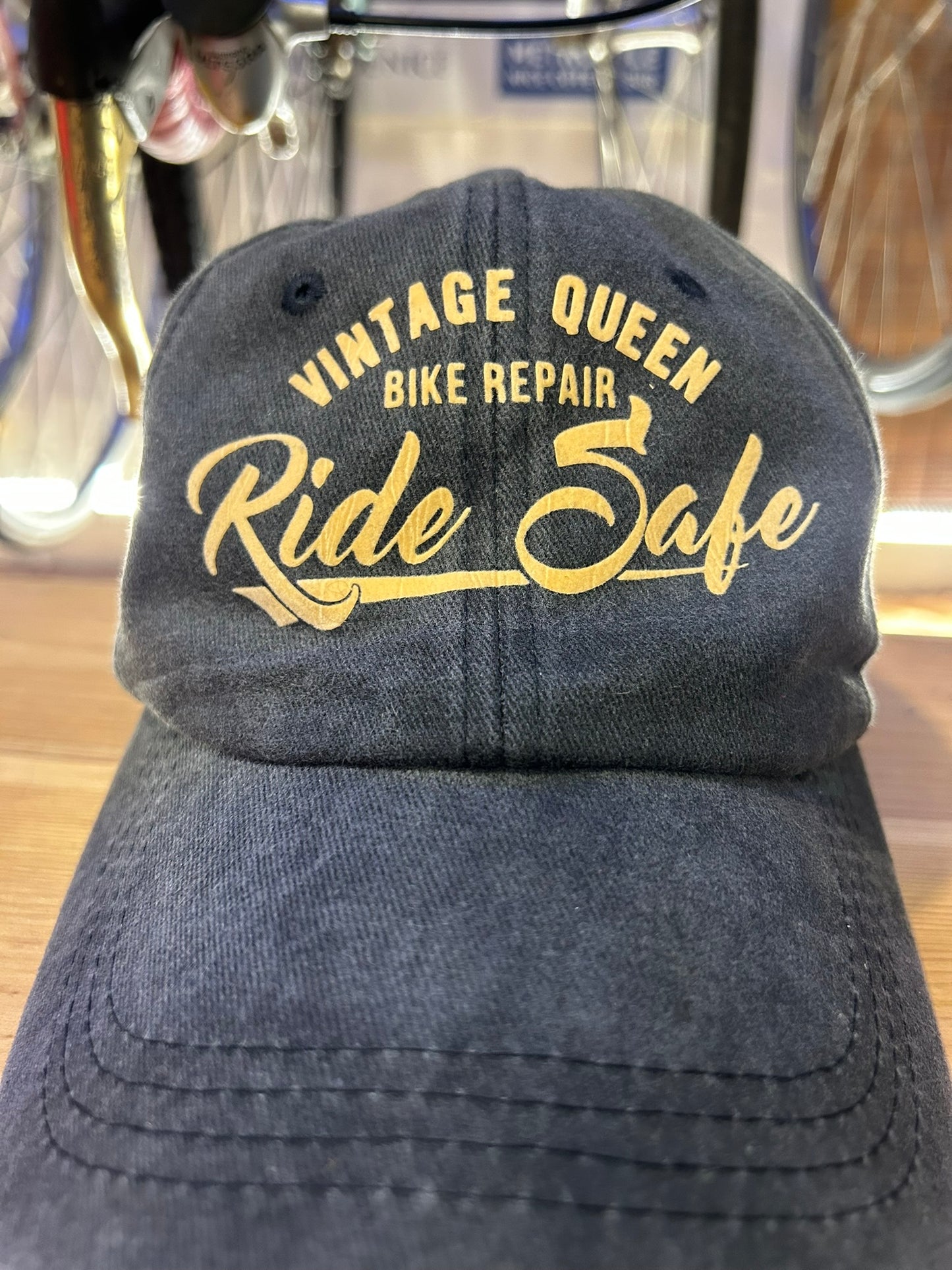 Casquette Officielle - Jean Noir & Velours Camel