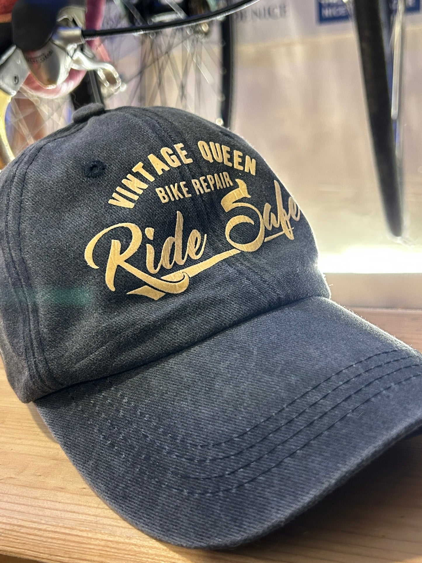 Casquette Officielle - Jean Noir & Velours Camel