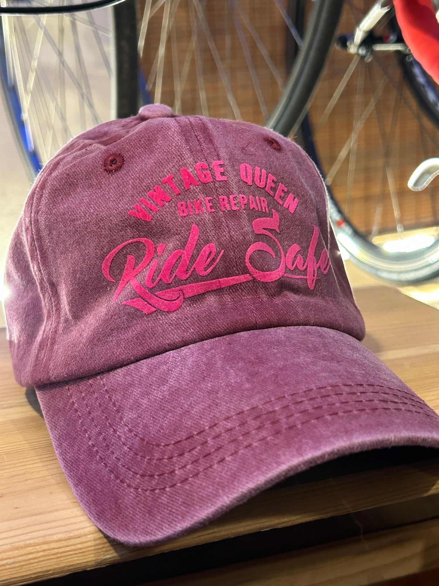 Casquette officielle - Jean Bordeaux & Velours Rose